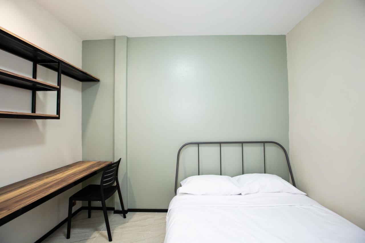 Kaelyn Cozy Living Hotel Bangkok Exterior foto