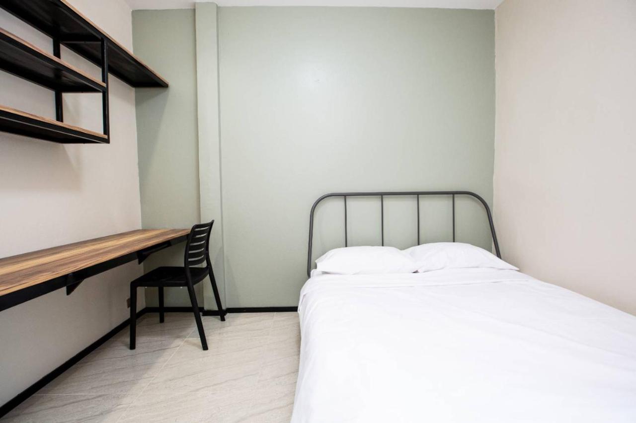 Kaelyn Cozy Living Hotel Bangkok Exterior foto